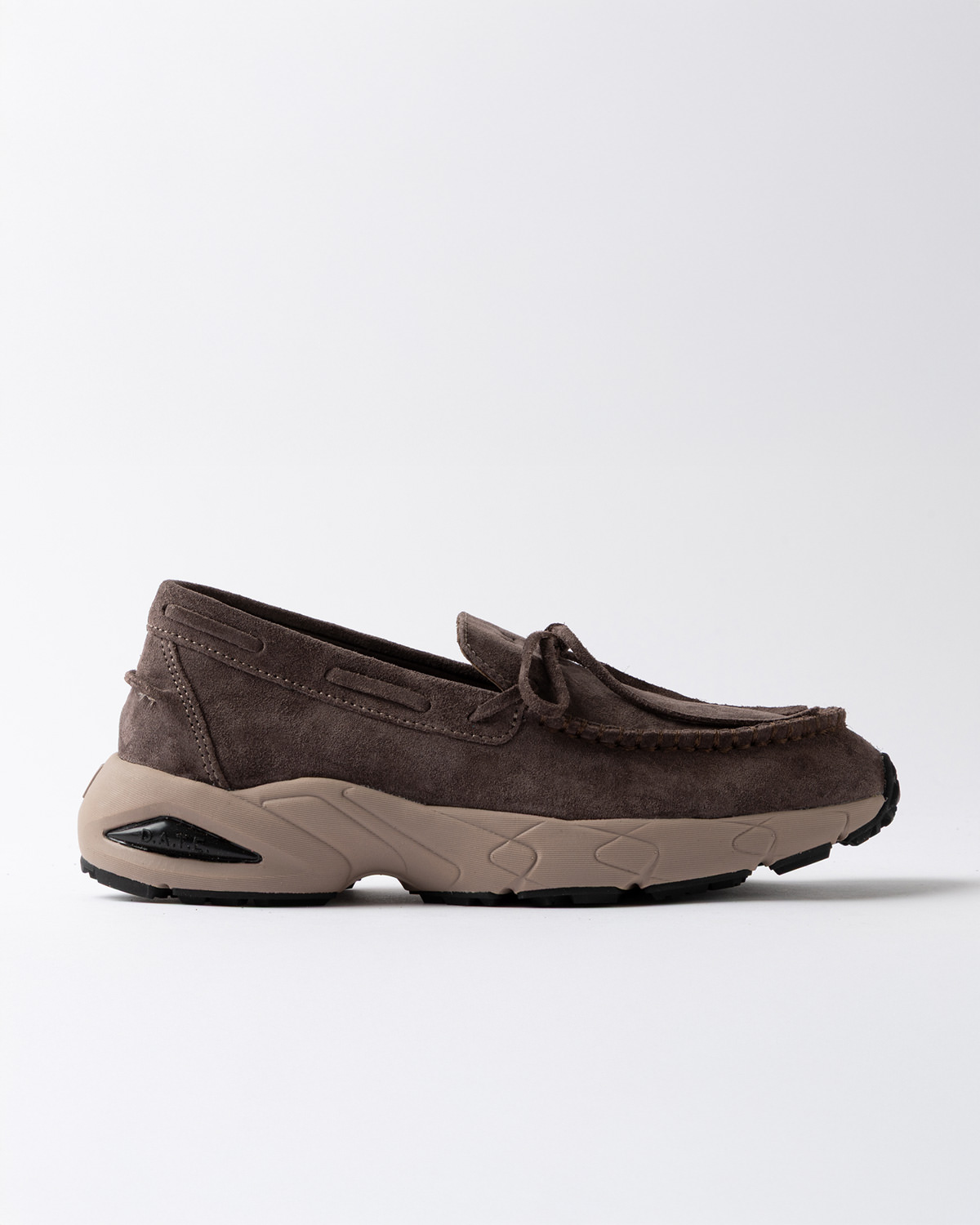 D.A.T.E.: MOKA SUEDE BROWN