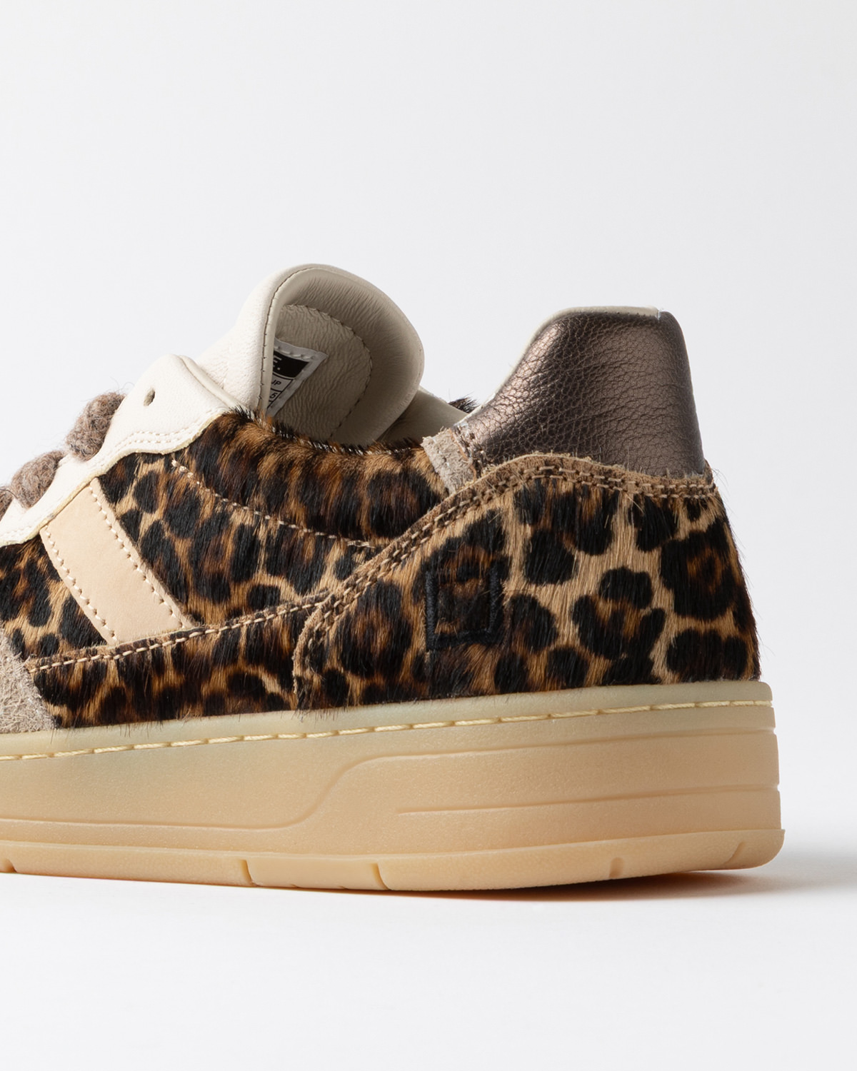 D.A.T.E.: COURT 2.0 ANIMALIER LEOPARD-BEIGE