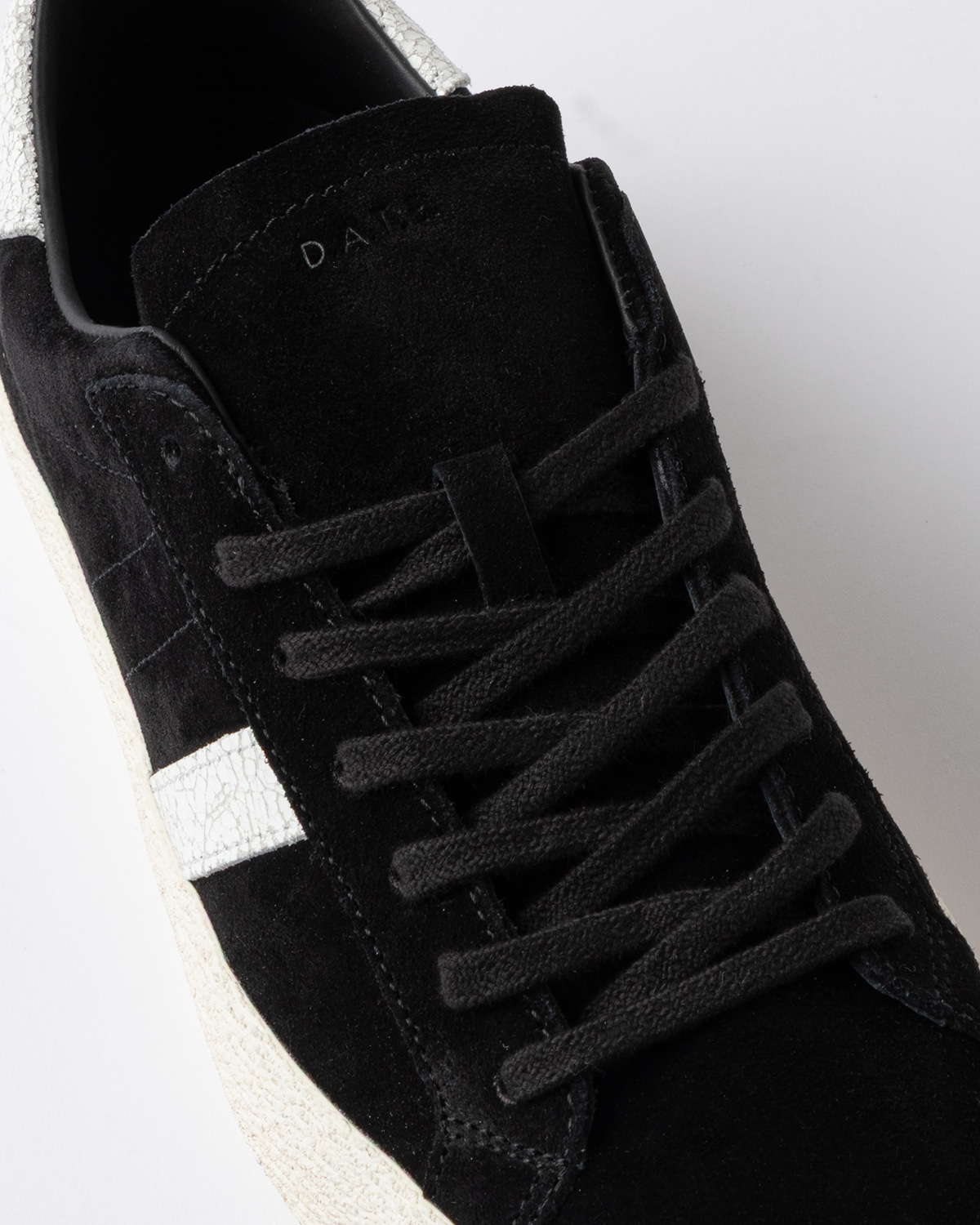 D.A.T.E.: HILL LOW WORKSHOP BLACK
