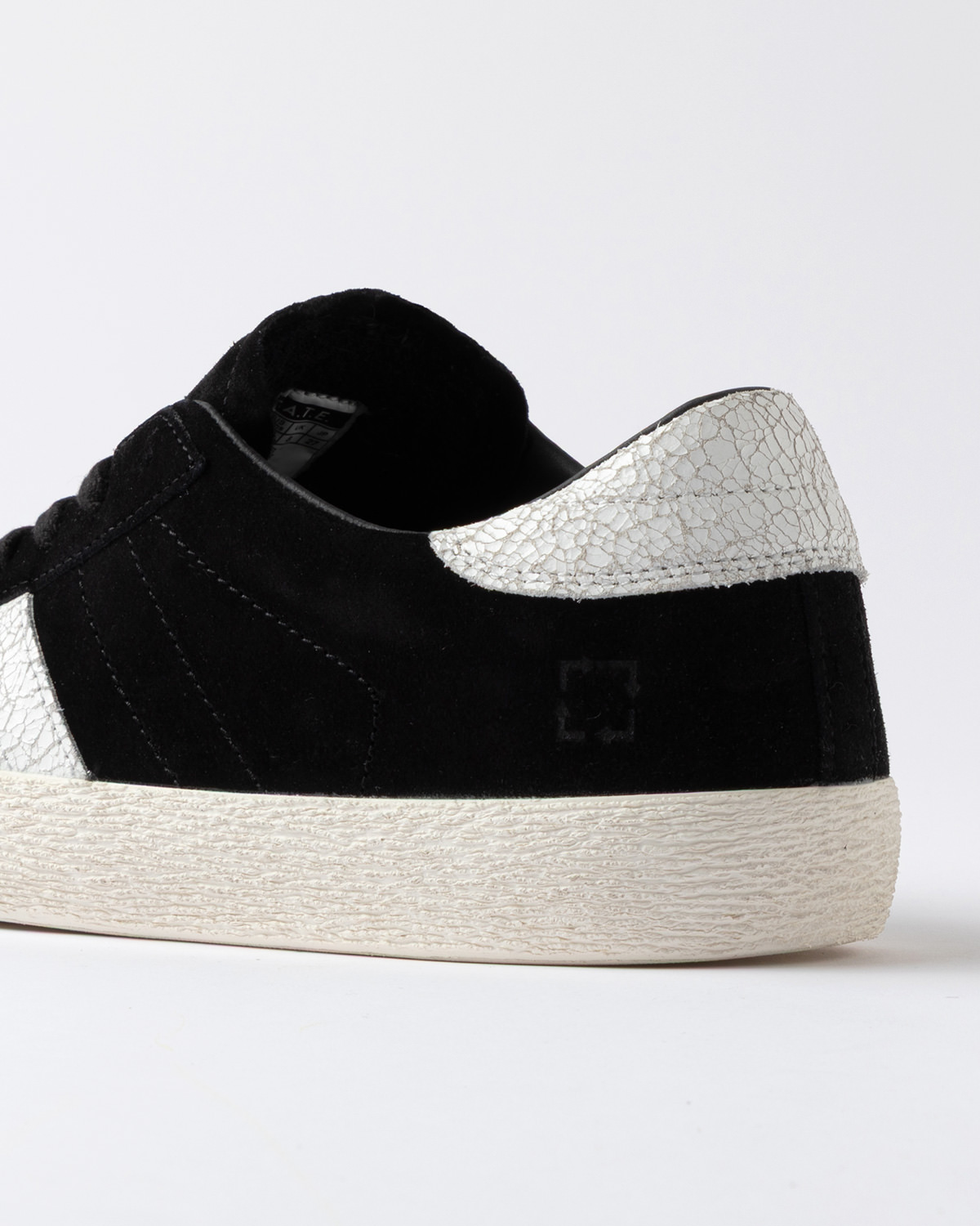 D.A.T.E.: HILL LOW WORKSHOP BLACK