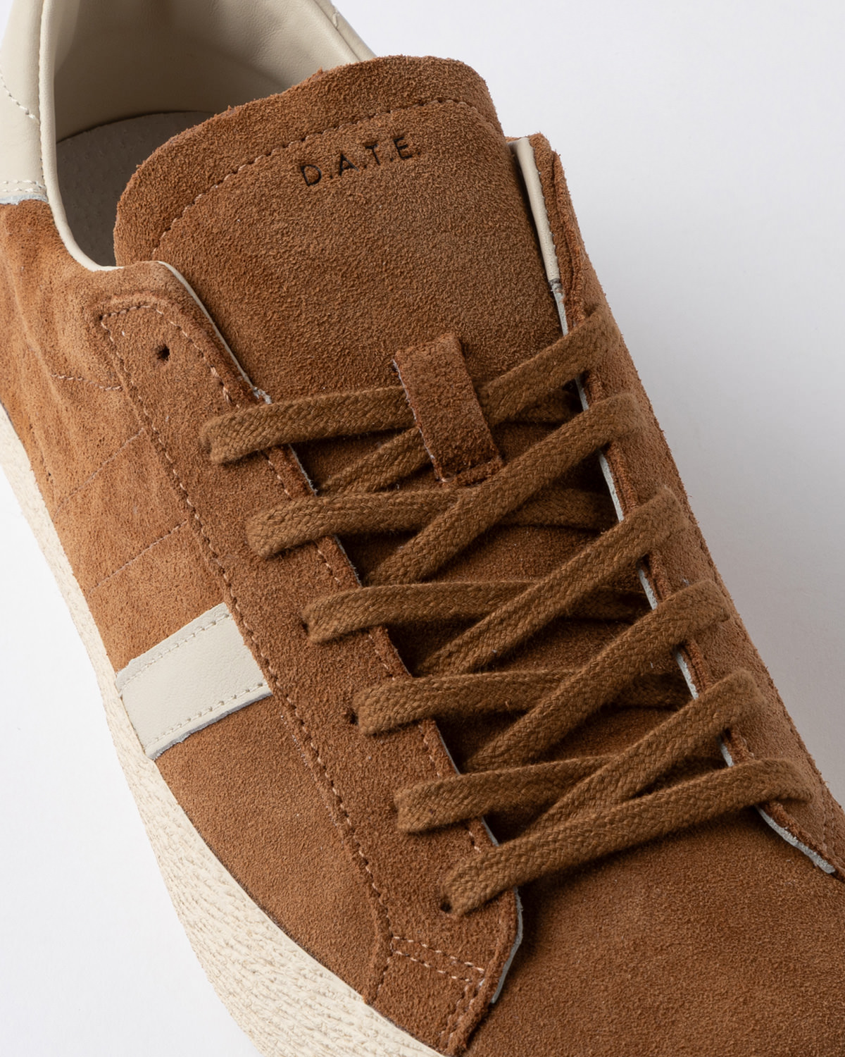 D.A.T.E.: HILL LOW WORKSHOP CUOIO