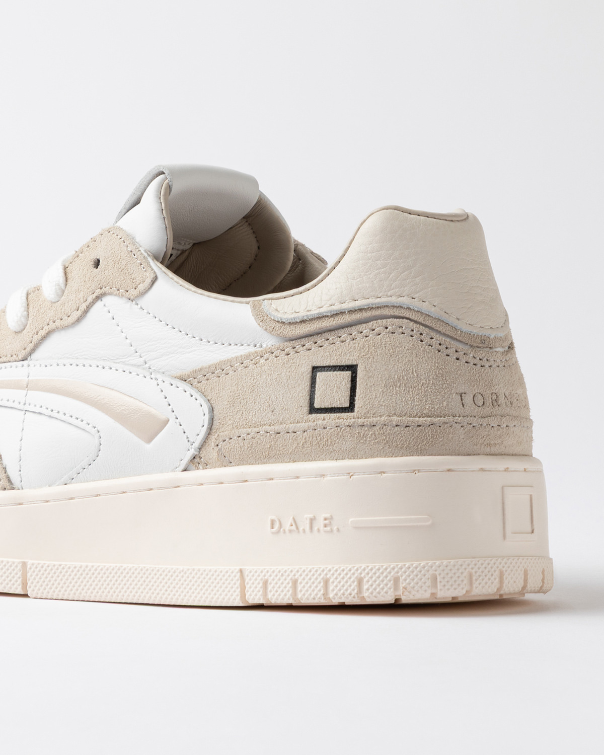 D.A.T.E.: TORNEO PURE CALF WHITE-BEIGE